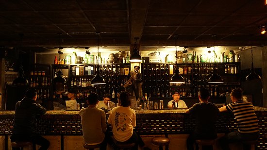 TOP 10+ QUÁN BAR ĐÀ LẠT “CỰC CHILL” KHÔNG THỂ BỎ LỠ