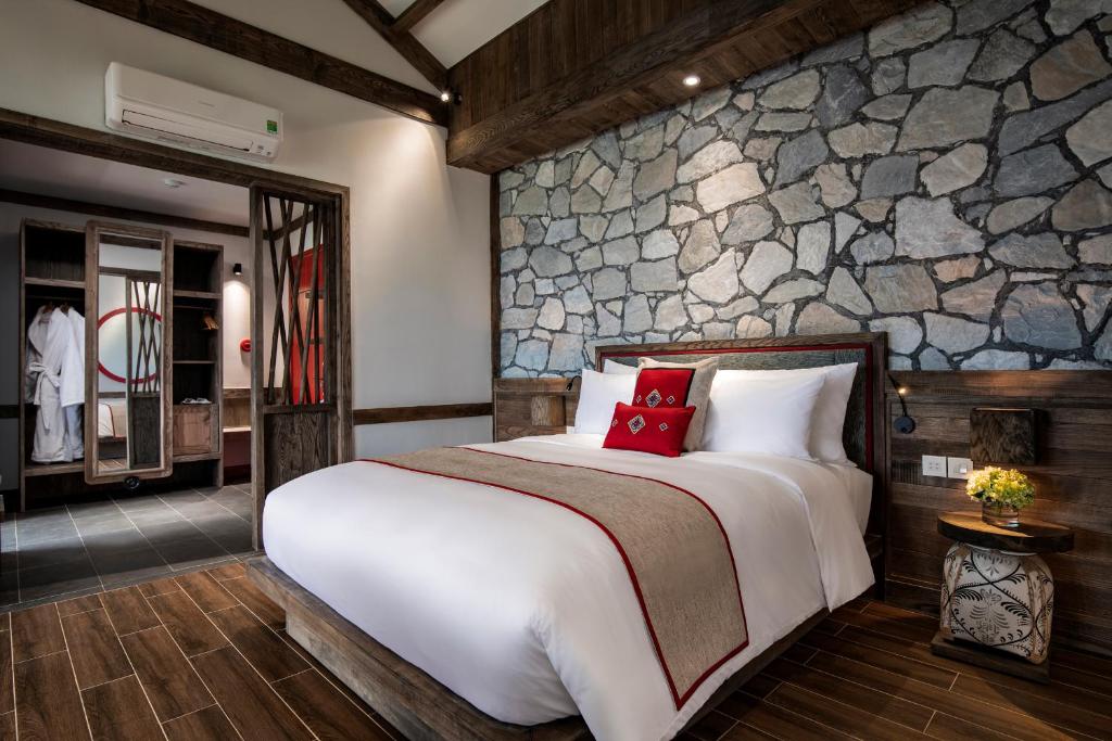 Cát Cát Hill Resort