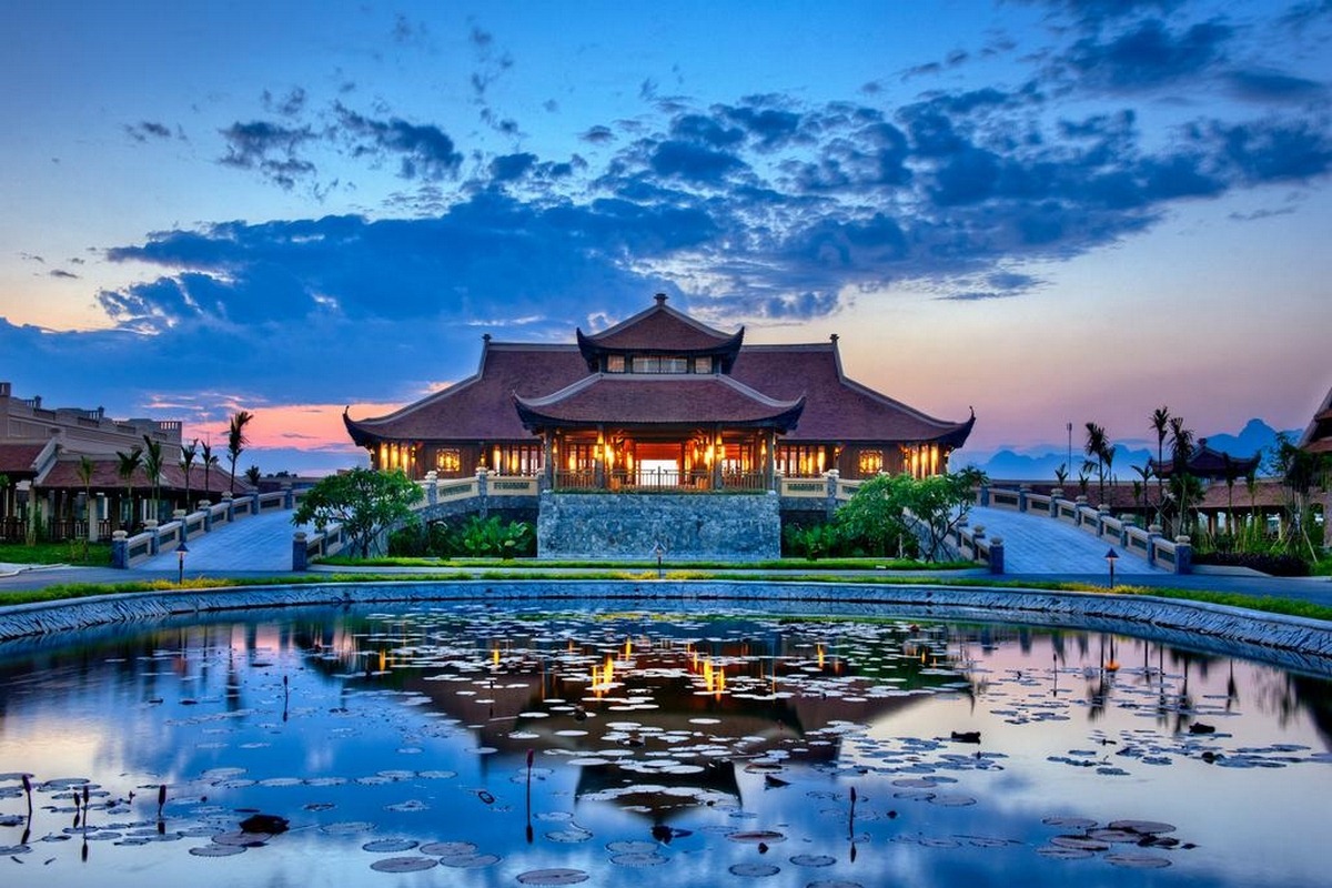 Emeralda Ninh Bình Resort - Tìm về chốn bình yên - Review Villa