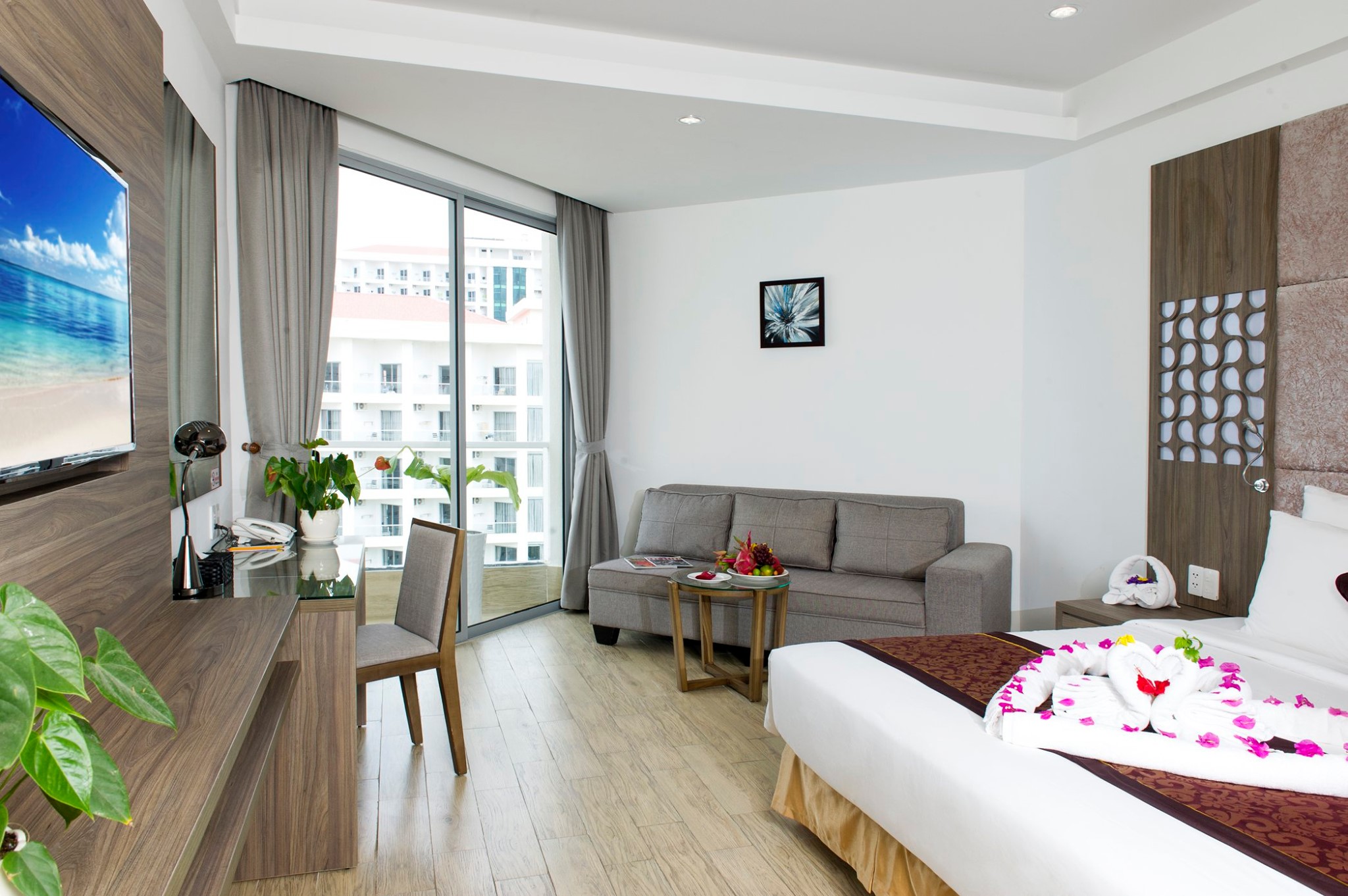 Golden Peak Resort & Spa 