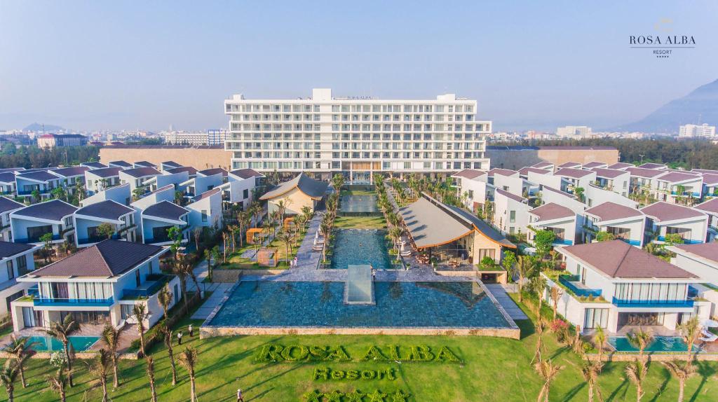 ROSA ALBA RESORT