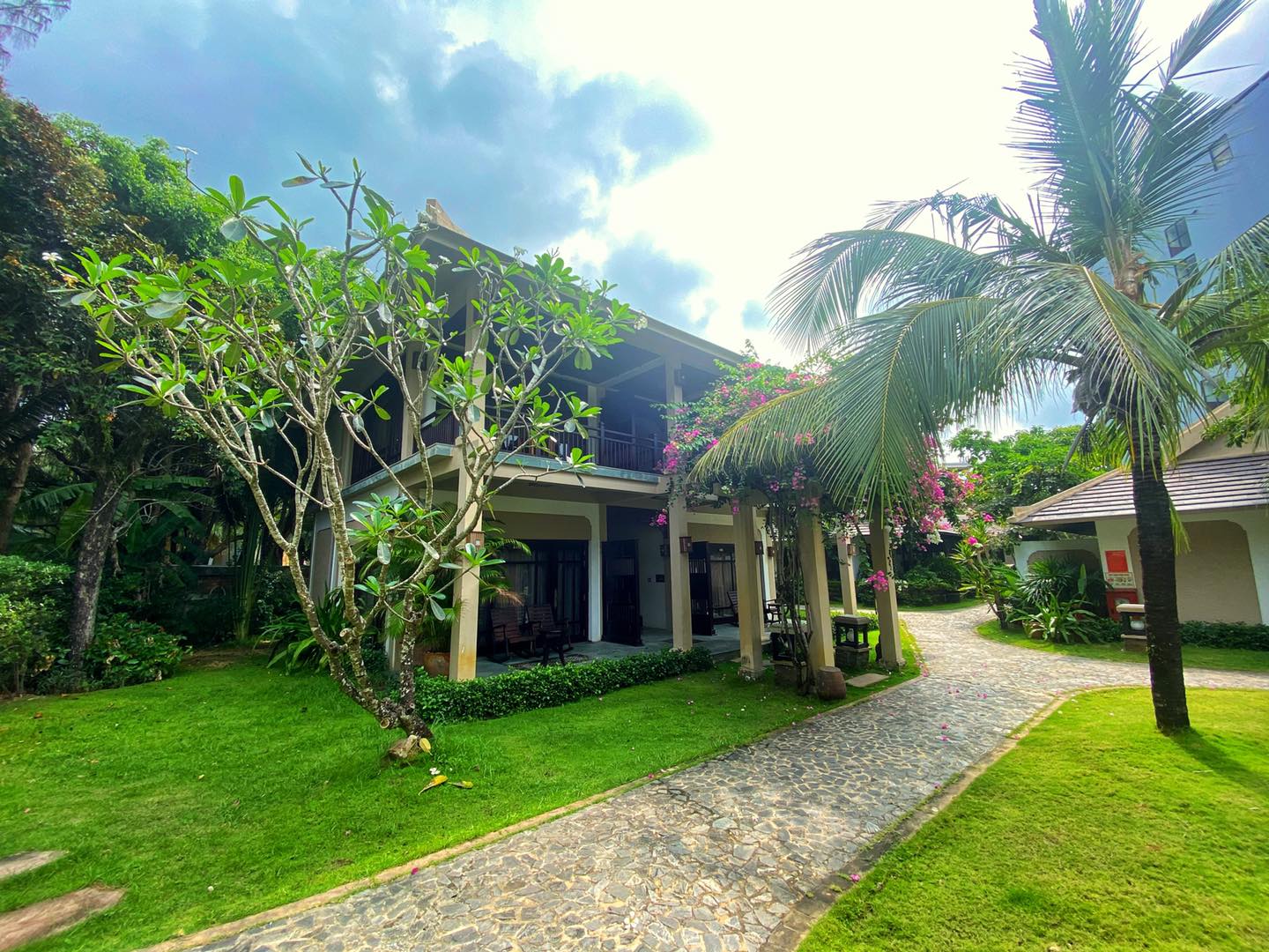 Anja Beach Resort & Spa