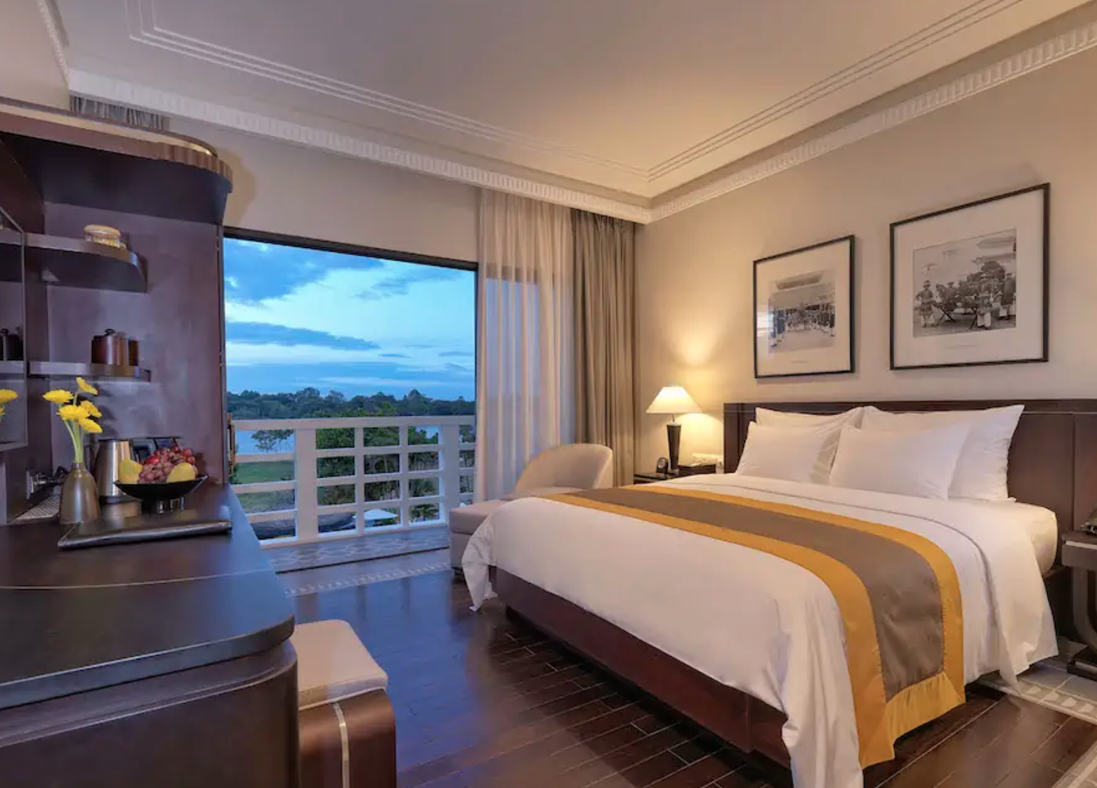 Azerai La Residence Hue