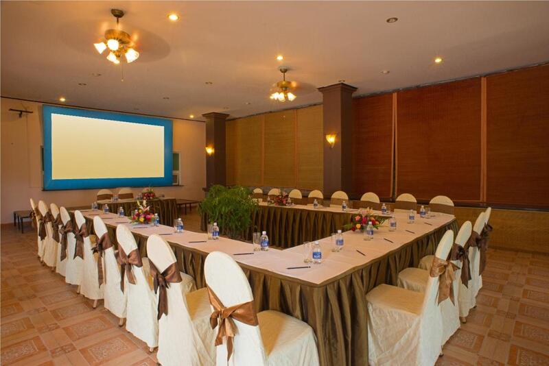 Cùng chạy trốn khói bụi thành phố tại Catba Island Resort & Spa 