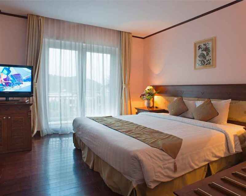 Cùng chạy trốn khói bụi thành phố tại Catba Island Resort & Spa 