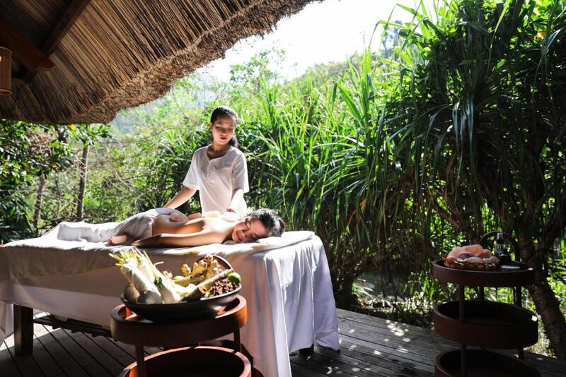 L'Alya Ninh Vân Bay - Nét Á Đông giữa hùng vĩ biển rừng Nha Trang