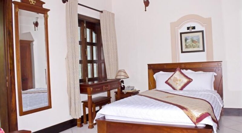 Resort Con Gà Vàng - Không gian thơ mộng giữa lòng biển Ninh Chữ