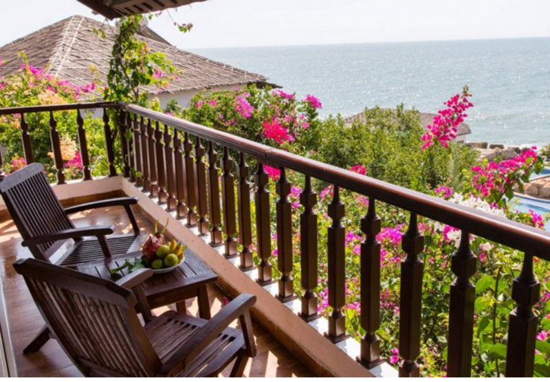 Điều gì khiến bạn sẽ phải đặt chân đến Rock Water Bay Resort?