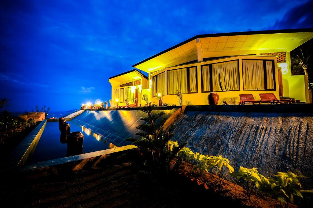 aurora resort quy nhơn