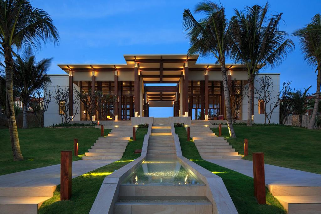 Fusion Resort Cam Ranh