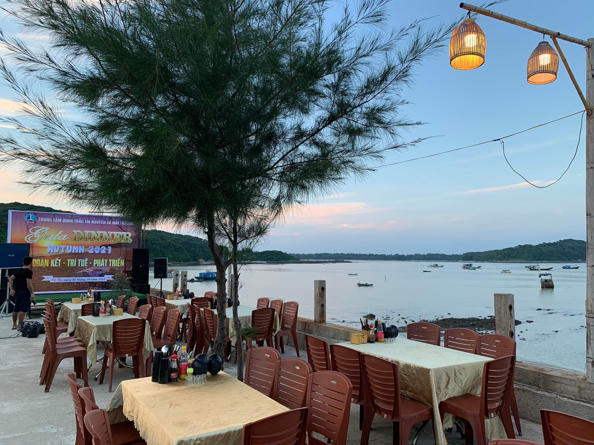 Top 10 nhà hàng Cô Tô ngon nức tiếng nên thử nhất