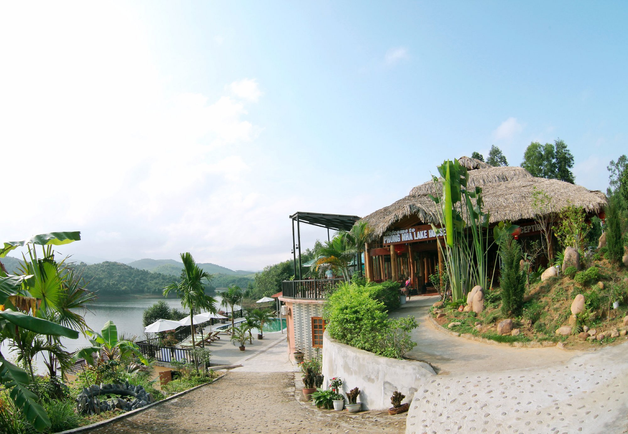 Phong Nha Lake House Resort