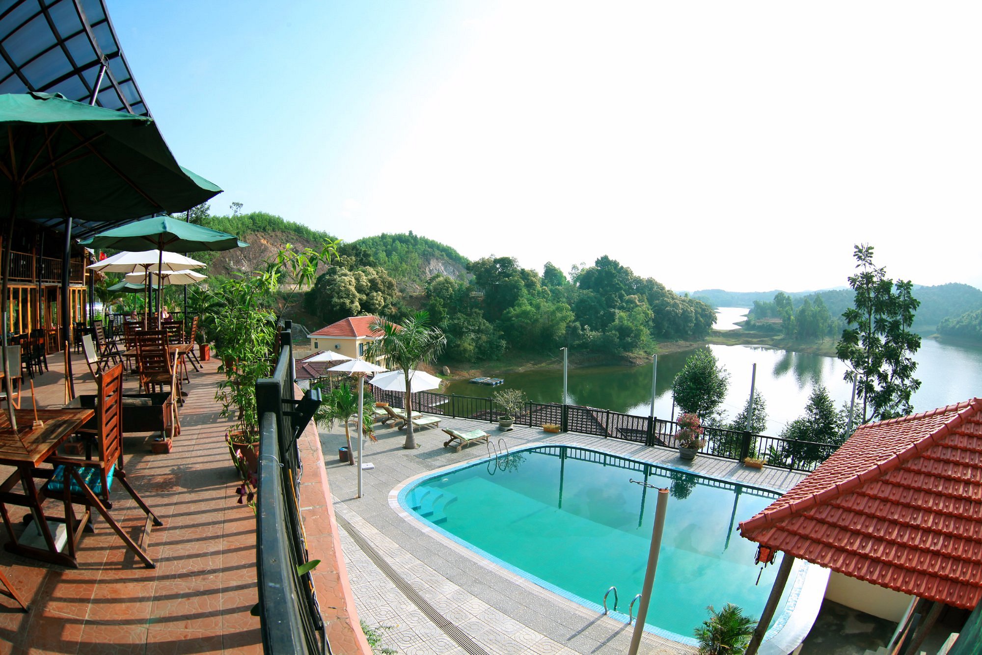 Phong Nha Lake House Resort