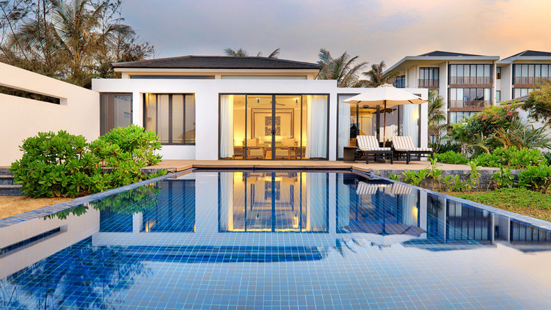 Sunrise Premium Resort Hội An - Cung điện nguy nga bên bờ biển Cửa Đại
