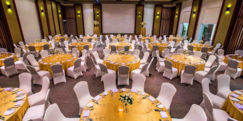 Sunrise Premium Resort Hội An - Cung điện nguy nga bên bờ biển Cửa Đại