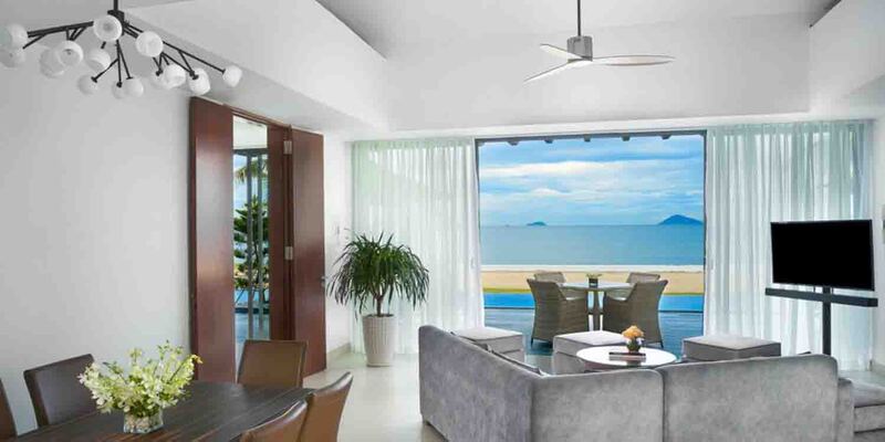 Sunrise Premium Resort Hội An - Cung điện nguy nga bên bờ biển Cửa Đại