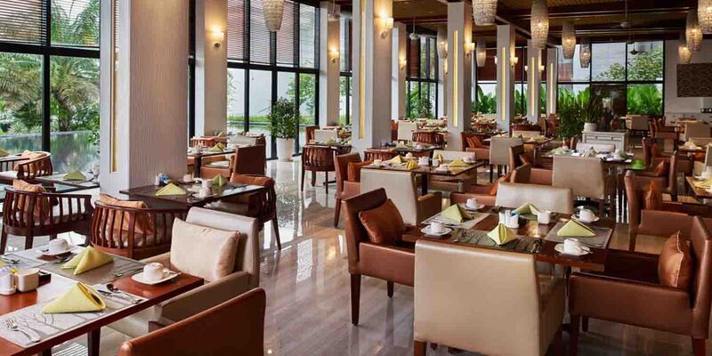 Sunrise Premium Resort Hội An - Cung điện nguy nga bên bờ biển Cửa Đại