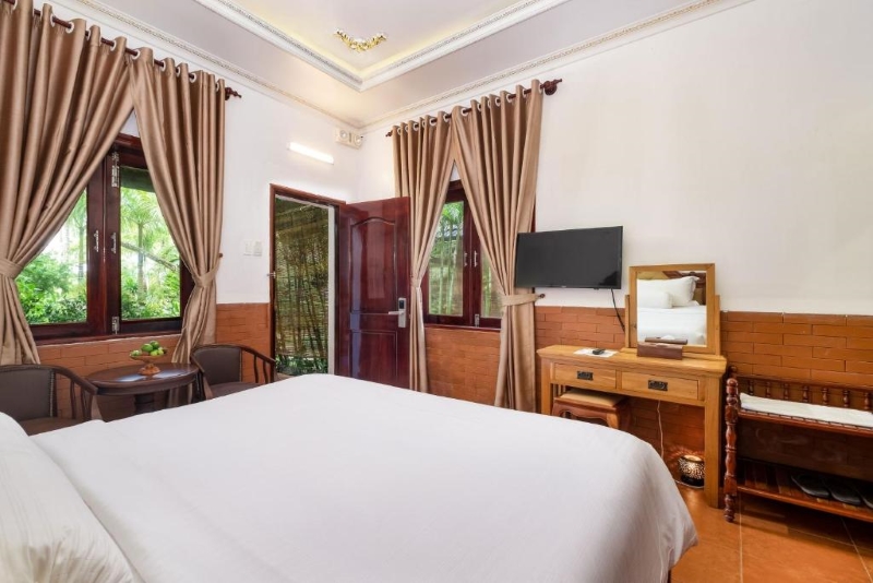 Coco Palm Beach Resort & Spa - "Hawaii thu nhỏ" giữa lòng đảo ngọc