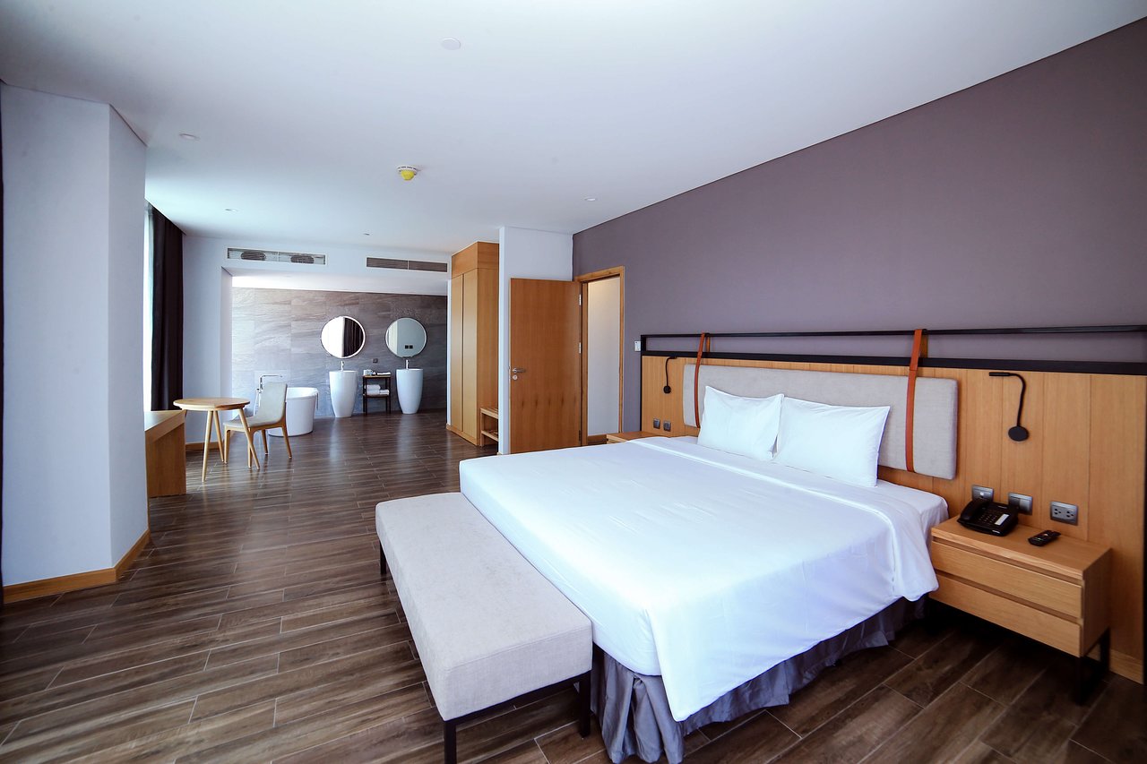 dragon style hotel