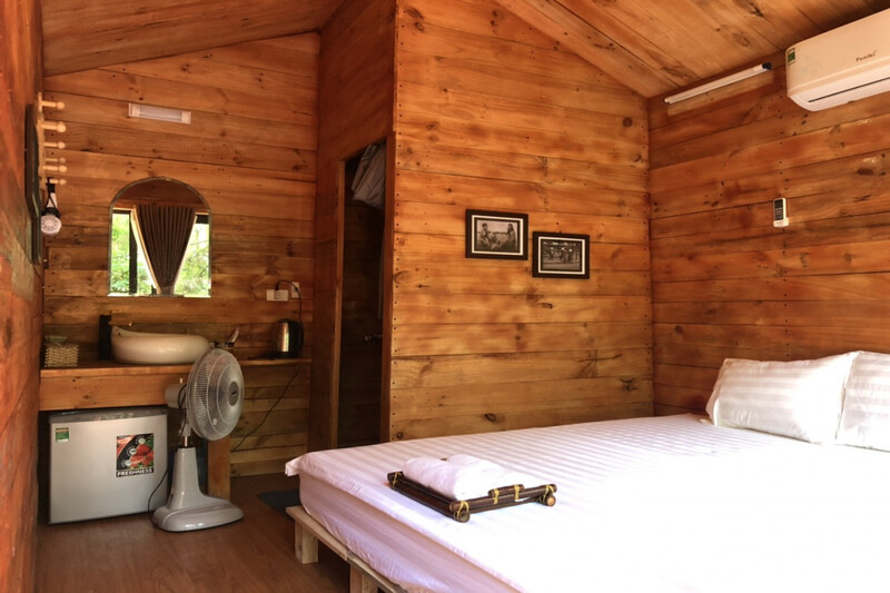 Happy White House Sóc Sơn - Chốn yên bình giữa làng quê