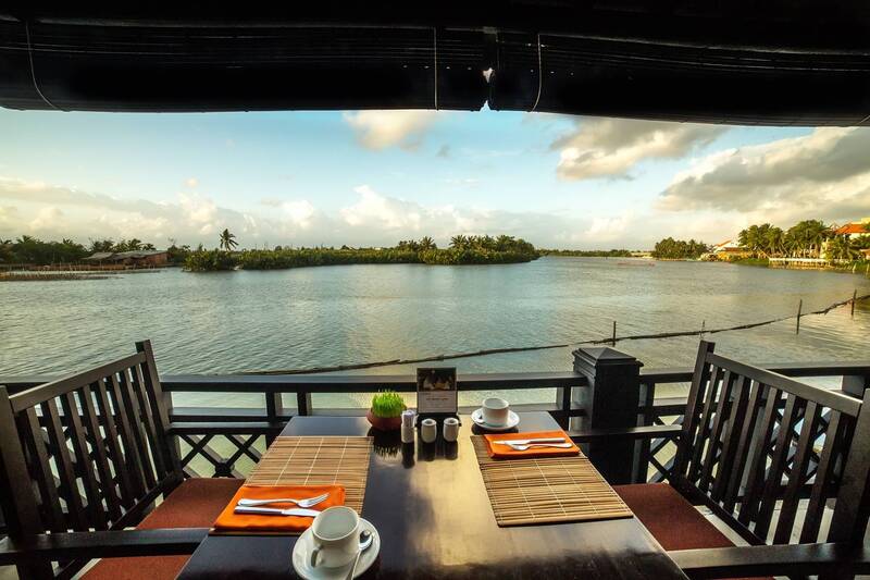 Hội An Beach Resort - Ốc đảo nhỏ bình yên đầy cổ kính