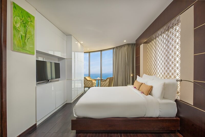 Holiday Beach Danang Hotel & Resort - Bình yên bên đại dương sóng vỗ