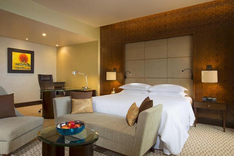 Khách sạn Sheraton Sài Gòn - Sang trọng ẩn trong vẻ đẹp truyền thống 