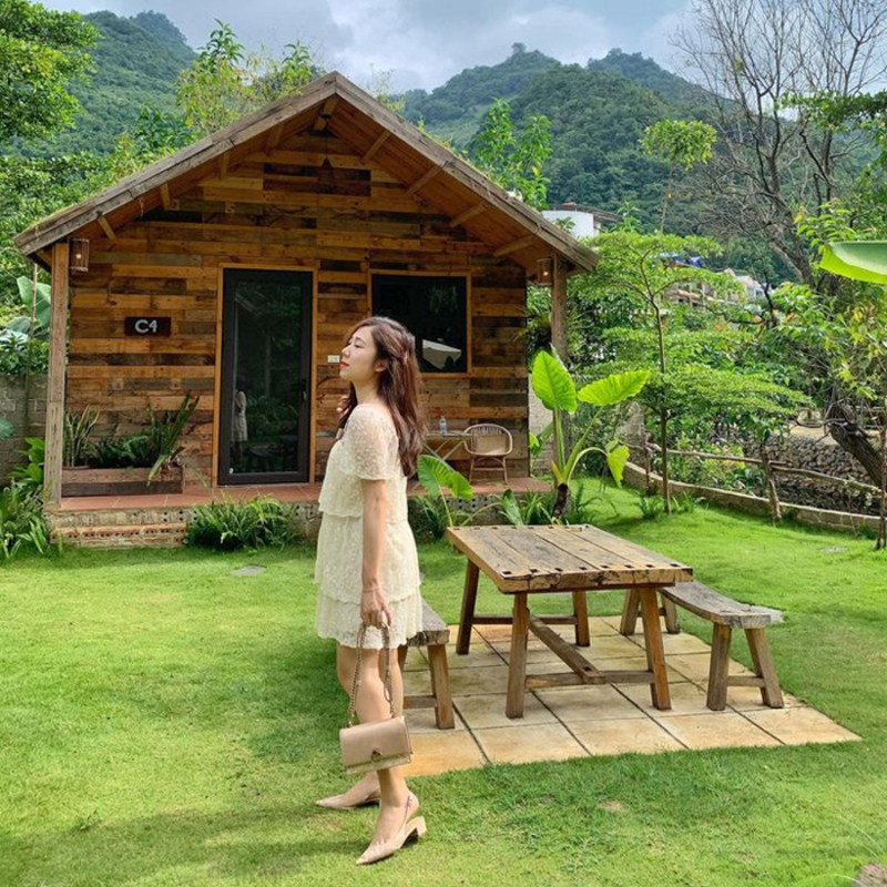 Nhà bên suối: Ngôi nhà cổ tích mang âm hưởng núi rừng