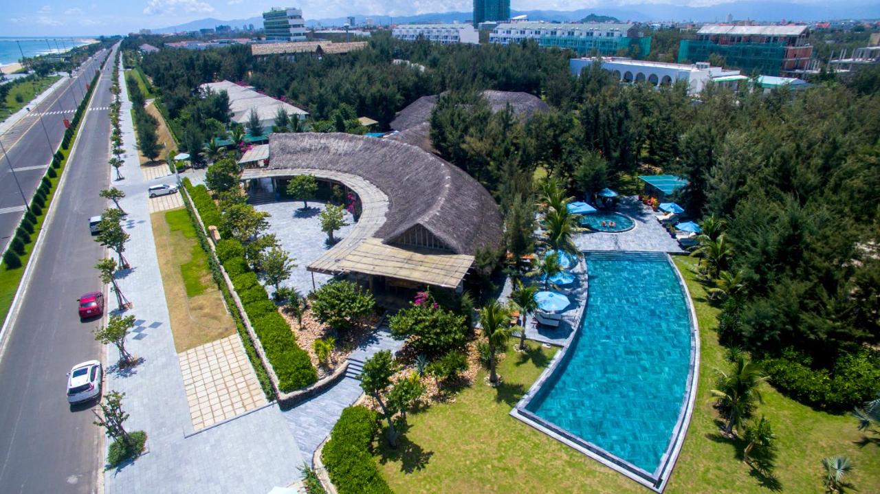 Stelia Beach Resort Phú Yên