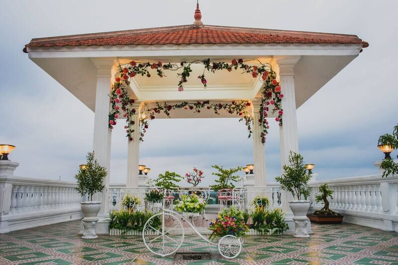 Timothy Homestay Huế - Tòa lâu đài lộng lẫy đầy thơ mộng