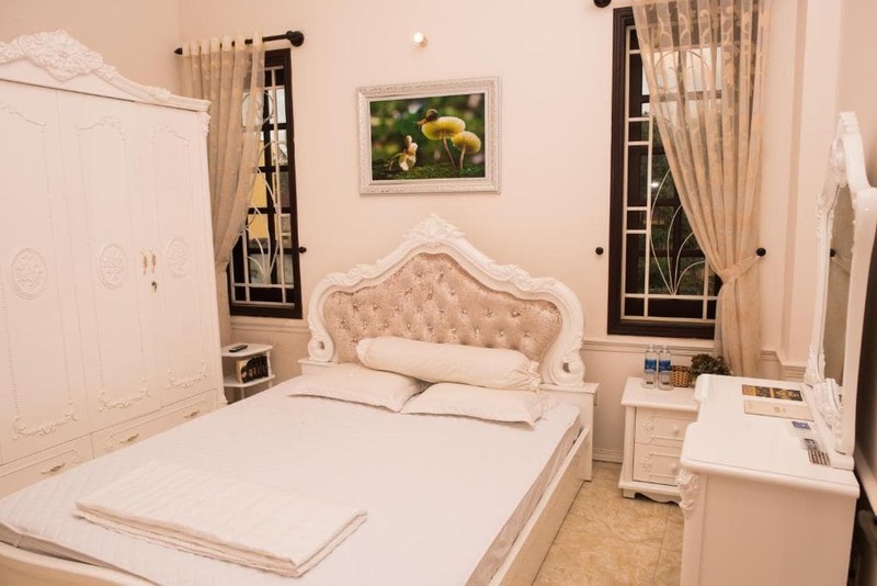 Timothy Homestay Huế - Tòa lâu đài lộng lẫy đầy thơ mộng