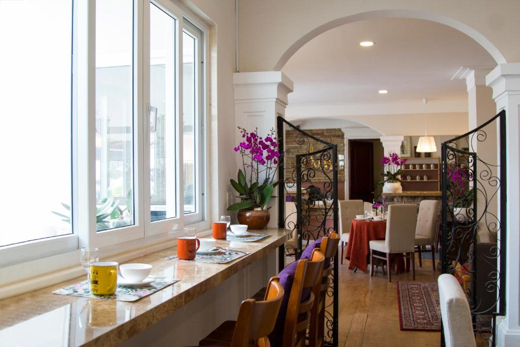 Anada Hotel Suite