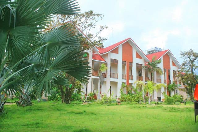 bạch dương resort