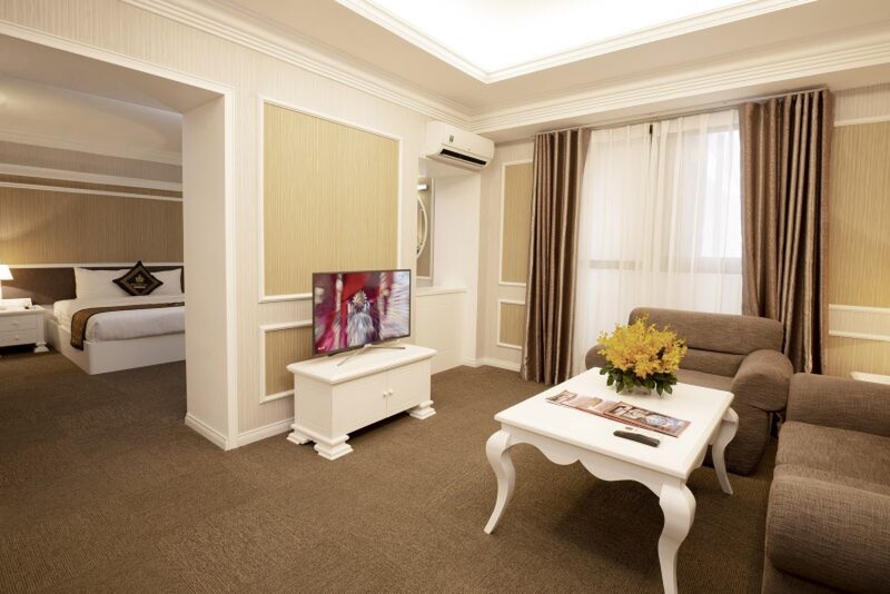 Khách sạn Rex - Không gian nghỉ dưỡng cao cấp trong lòng thành phố