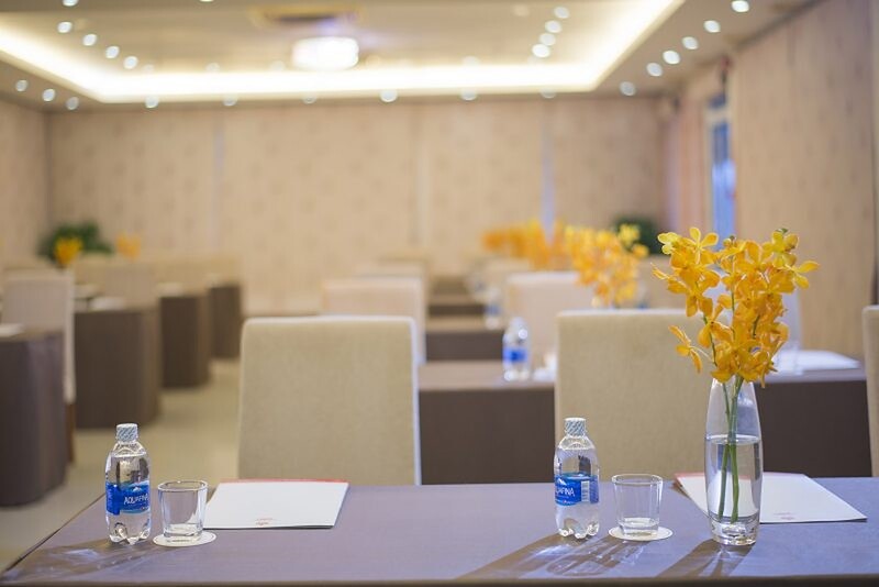 Khách sạn Rex - Không gian nghỉ dưỡng cao cấp trong lòng thành phố