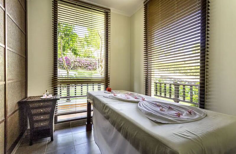 Lotus Muine Resort & Spa - "Quốc hoa" nở giữa lòng nắng gió