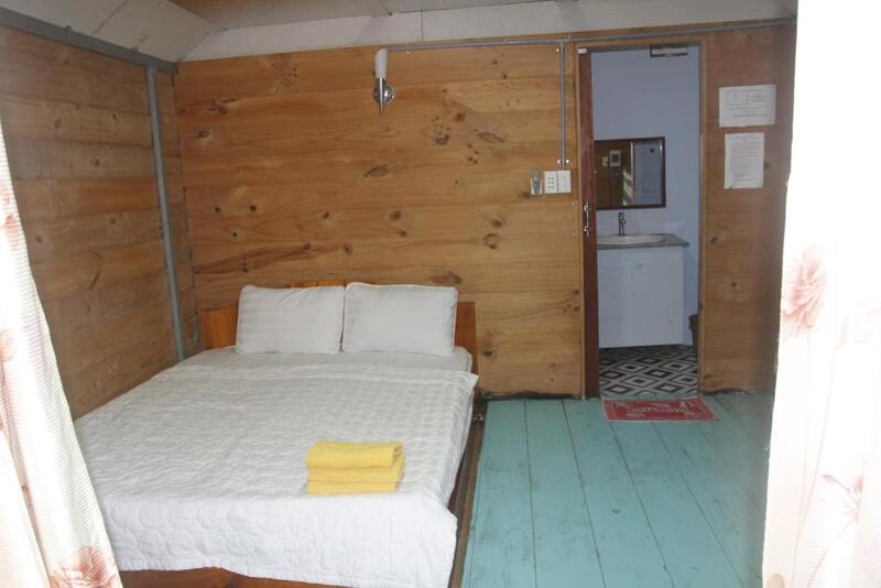 Sunset Beach Lagi - Điểm đến lý tưởng cho nhóm bạn hè này