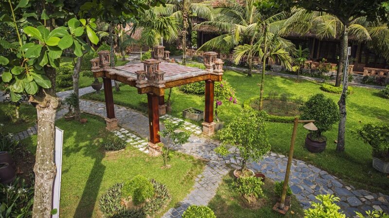 Vạn Chài Resort - Nét đẹp làng quê Bắc Bộ xưa bên bờ biển Sầm Sơn