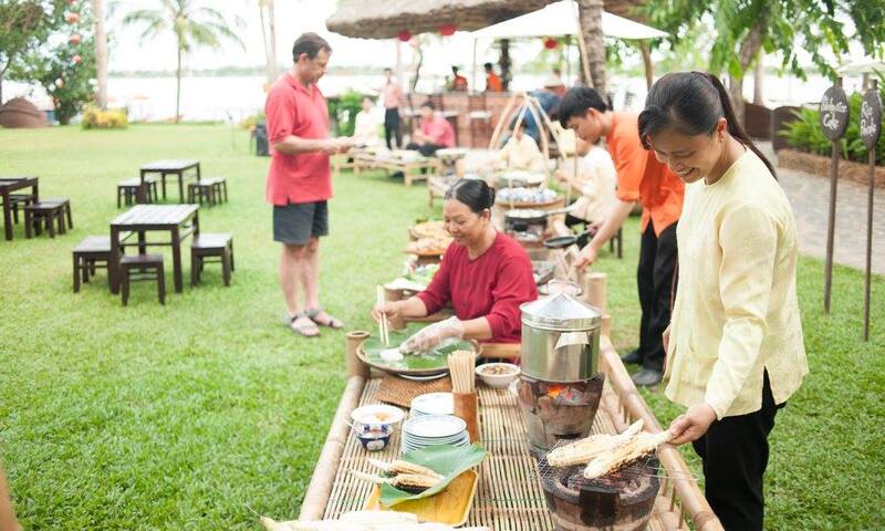 Vinh Hung Riverside Resort & Spa - Chốn bình yên giữa lòng phố cổ