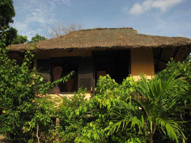 Whale Island Resort - Ốc đảo nhỏ bên bán đảo Đầm Môn