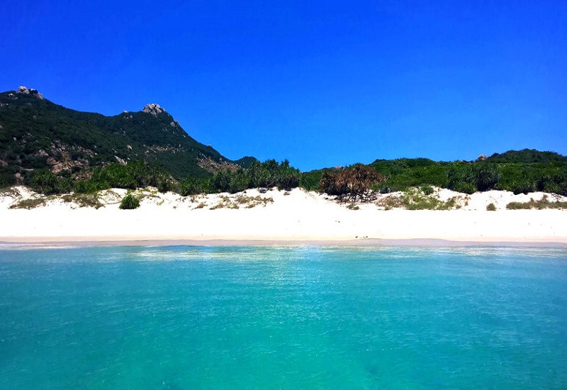 TOP NHỮNG BÃI BIỂN CAM RANH ĐANG CHỜ BẠN KHÁM PHÁ