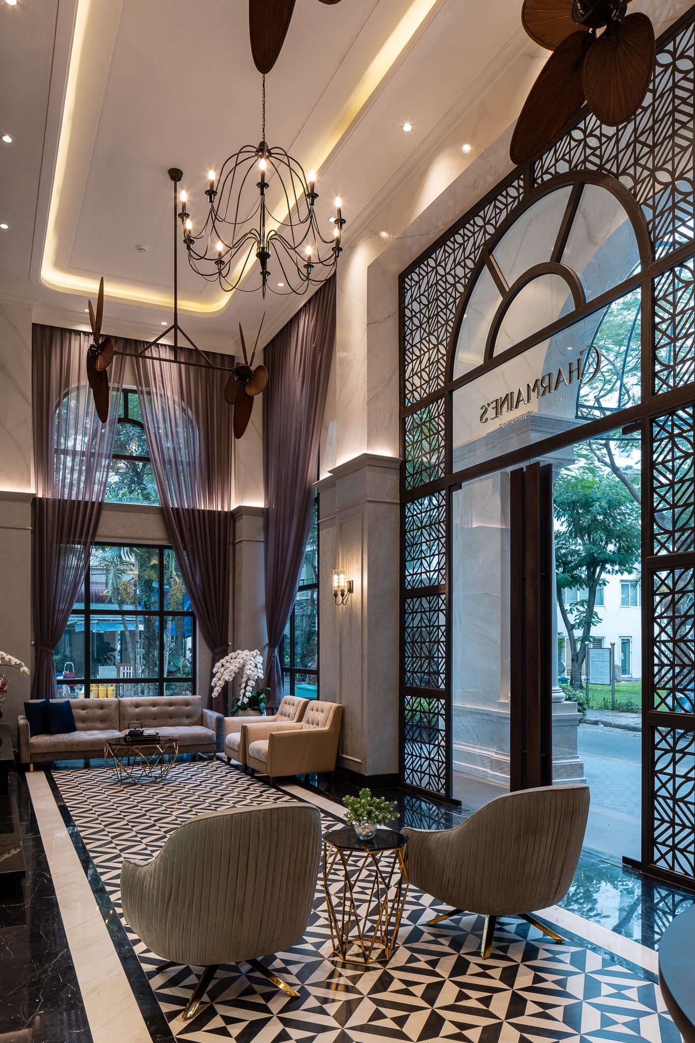 Charmaine's Hotel & Apartment - Đẳng cấp nghỉ dưỡng