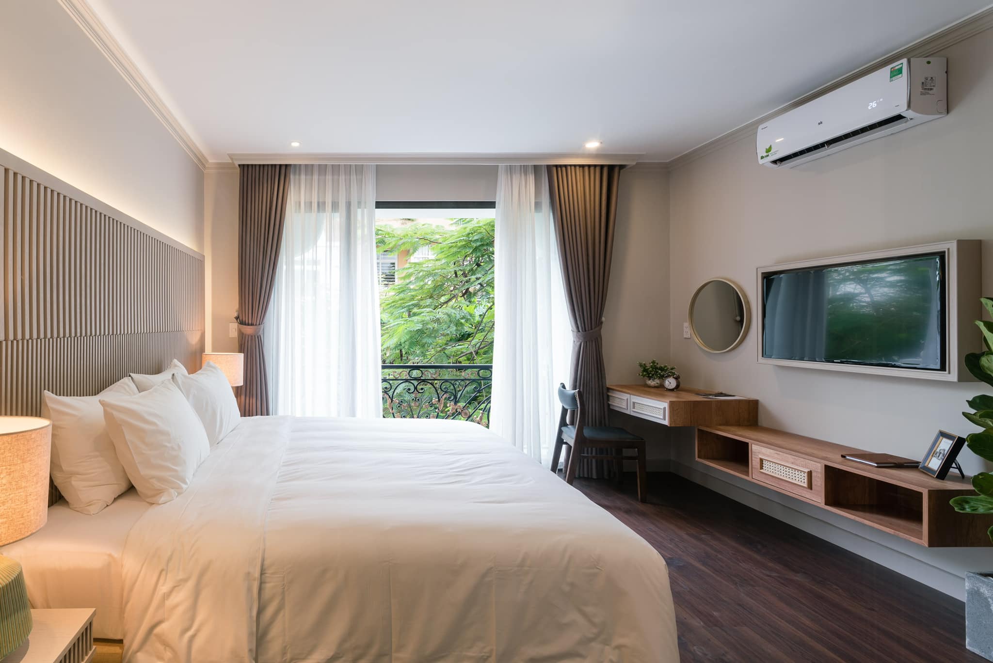 Charmaine's Hotel & Apartment - Đẳng cấp nghỉ dưỡng