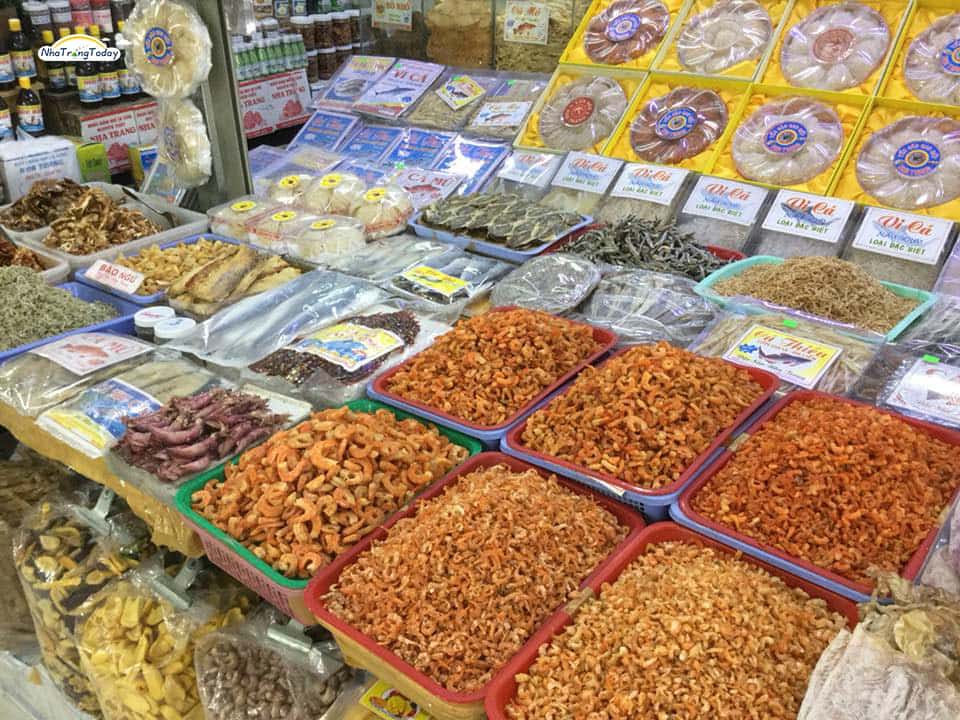 Chợ đầm Nha Trang - Thiên đường mua sắm không thể bỏ qua