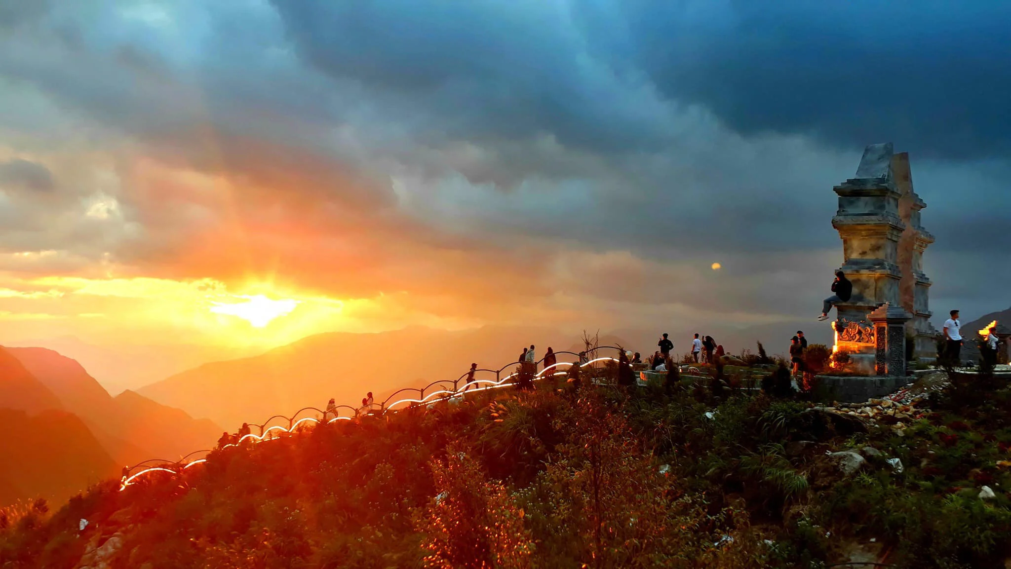 Cổng trời Sapa - Chốn bồng lai nơi thành phố sương mù 