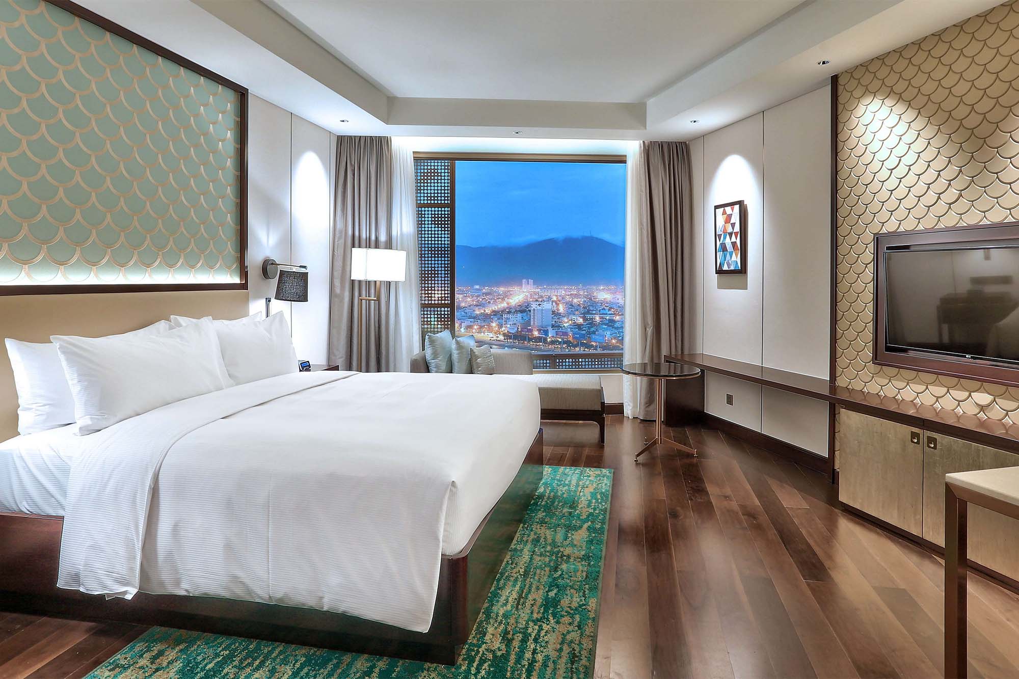 Hilton Đà Nẵng - Điểm dừng chân sang trọng bên bờ Sông Hàn