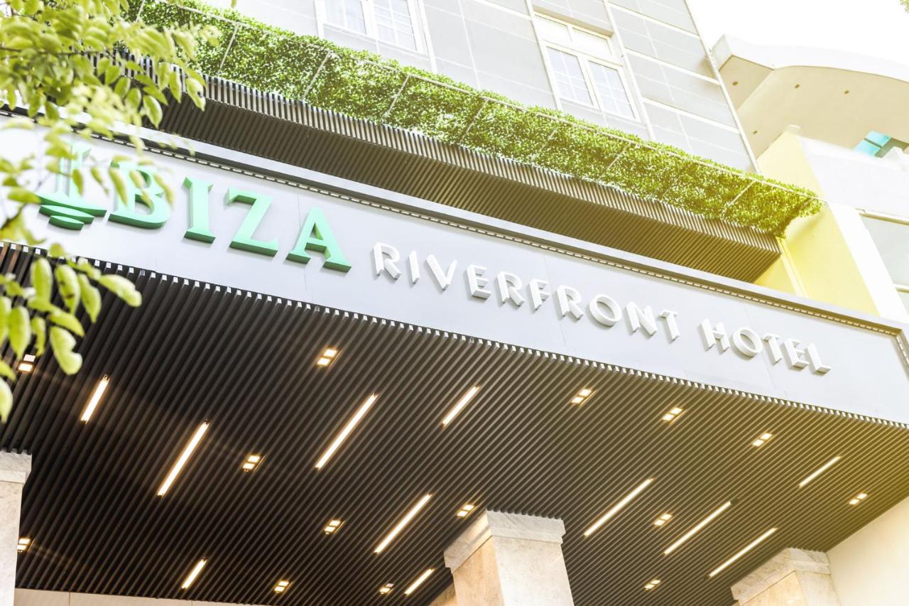 Ibiza Riverfront Hotel