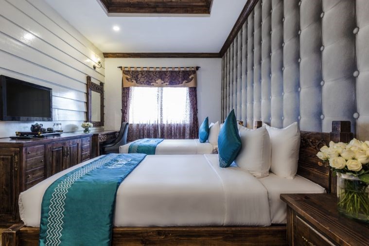 Ibiza Riverfront Hotel