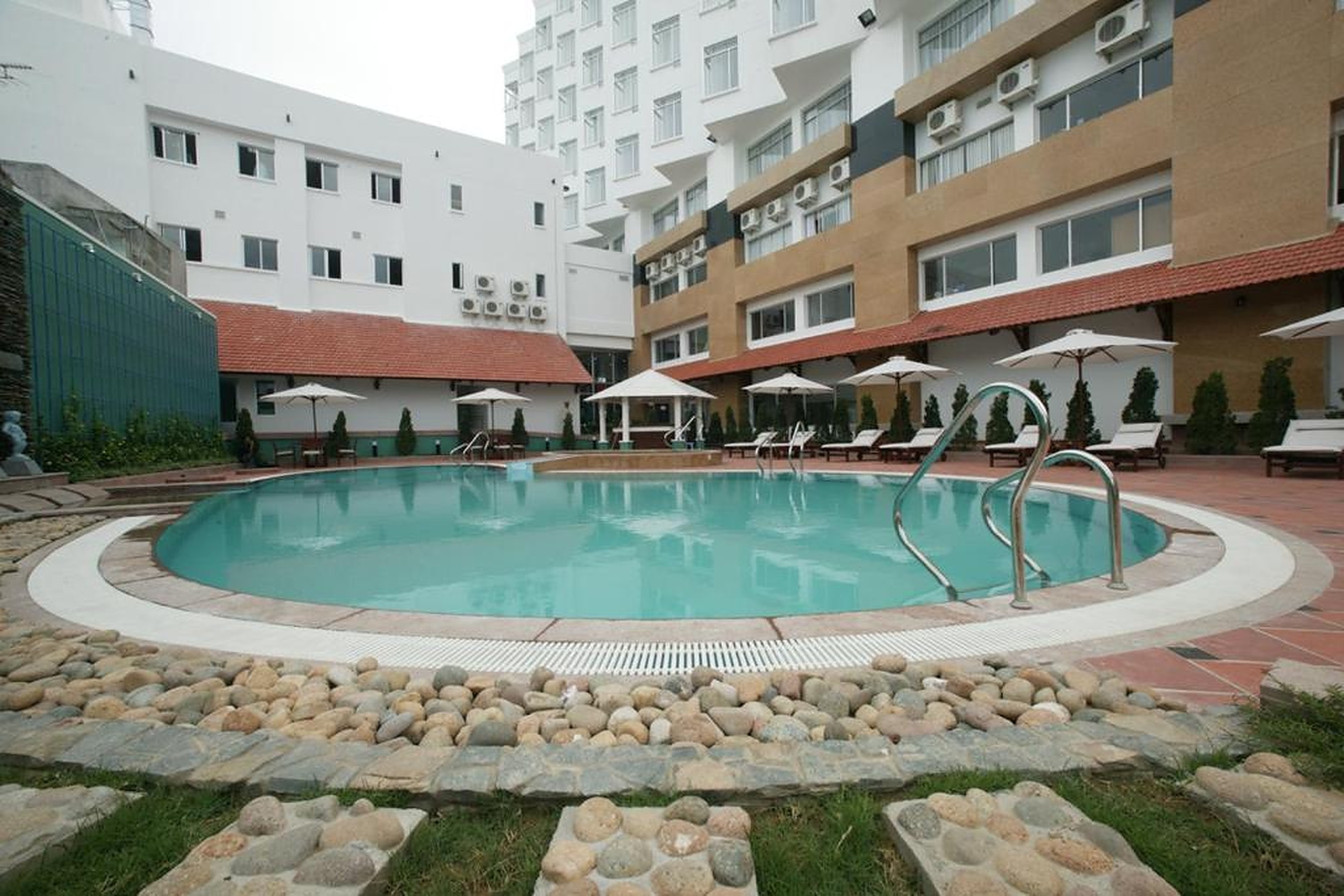 Khách sạn Sài Gòn Quy Nhơn - Chốn nghỉ dưỡng tiện nghi