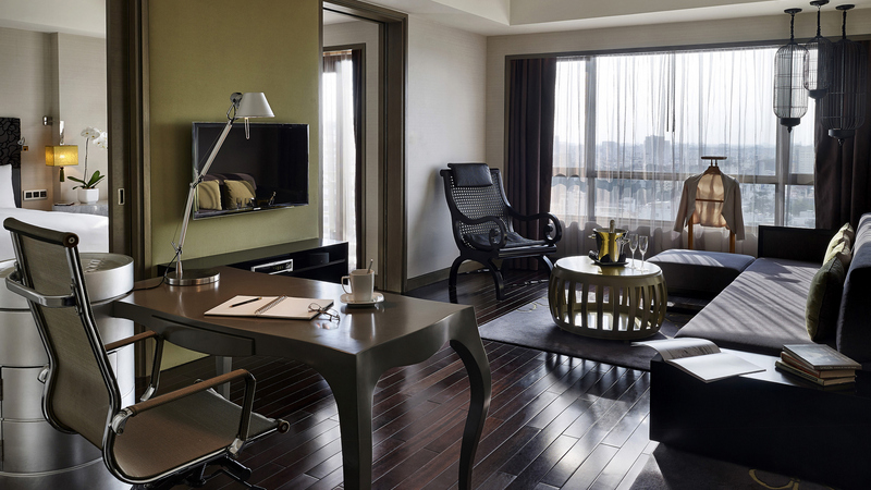 Khách sạn Sofitel Sài Gòn - Lâu đài giữa Sài Thành diễm lệ